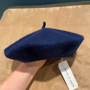 Janie and Jack beret.  6-12 months.